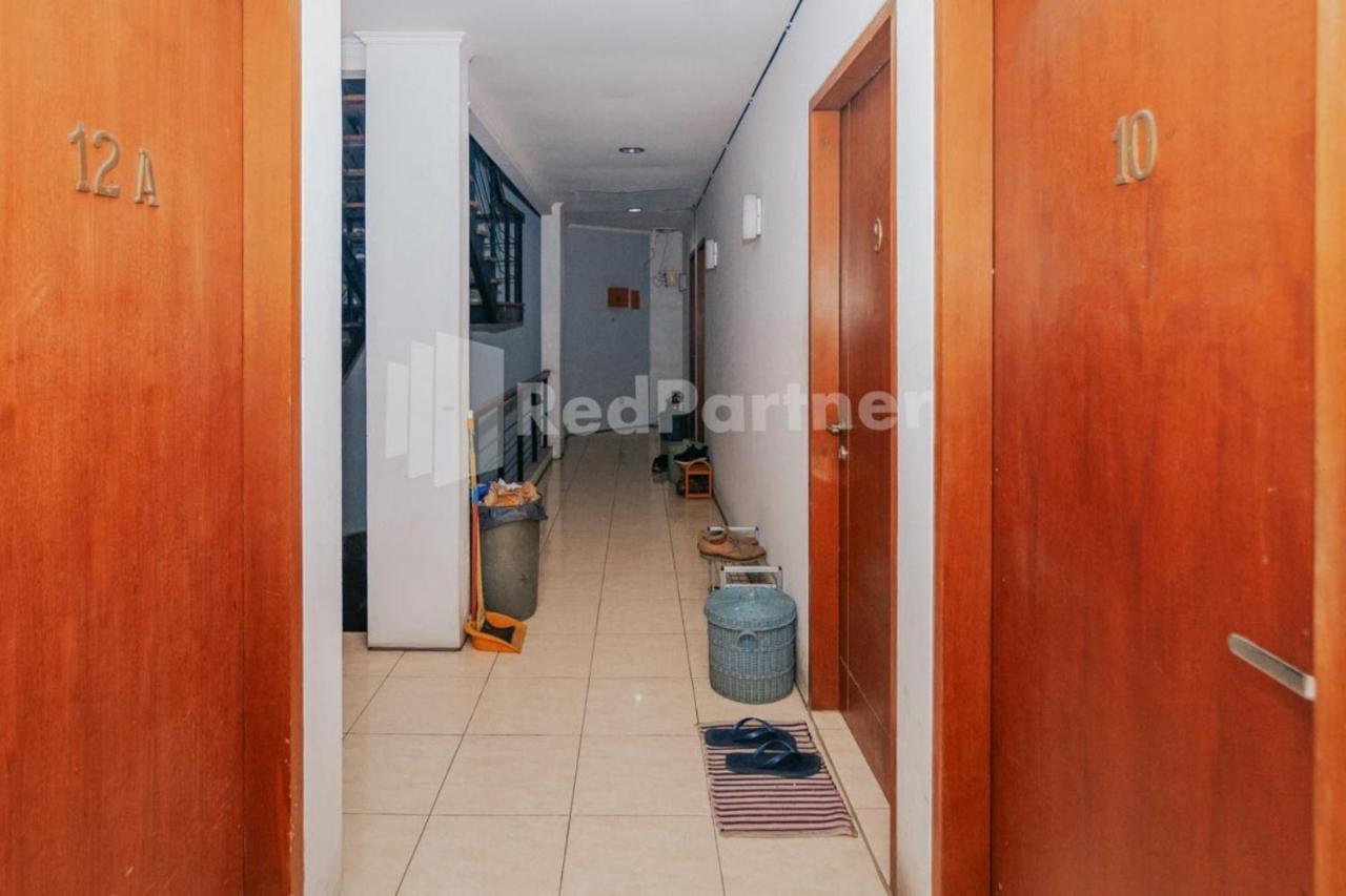 فندق De Lugano Scbd Syariah Mitra Reddoorz جاكرتا المظهر الخارجي الصورة