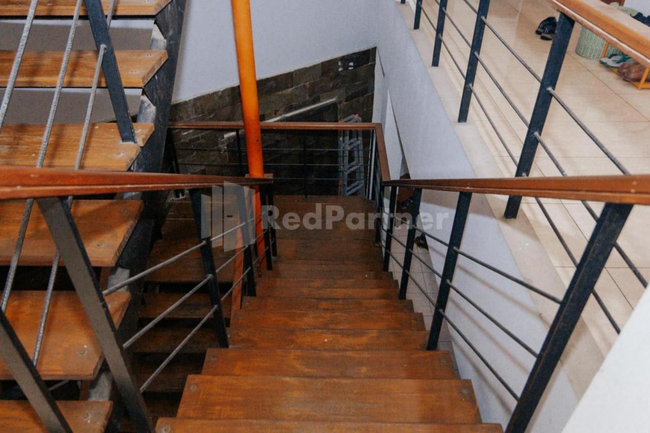 فندق De Lugano Scbd Syariah Mitra Reddoorz جاكرتا المظهر الخارجي الصورة