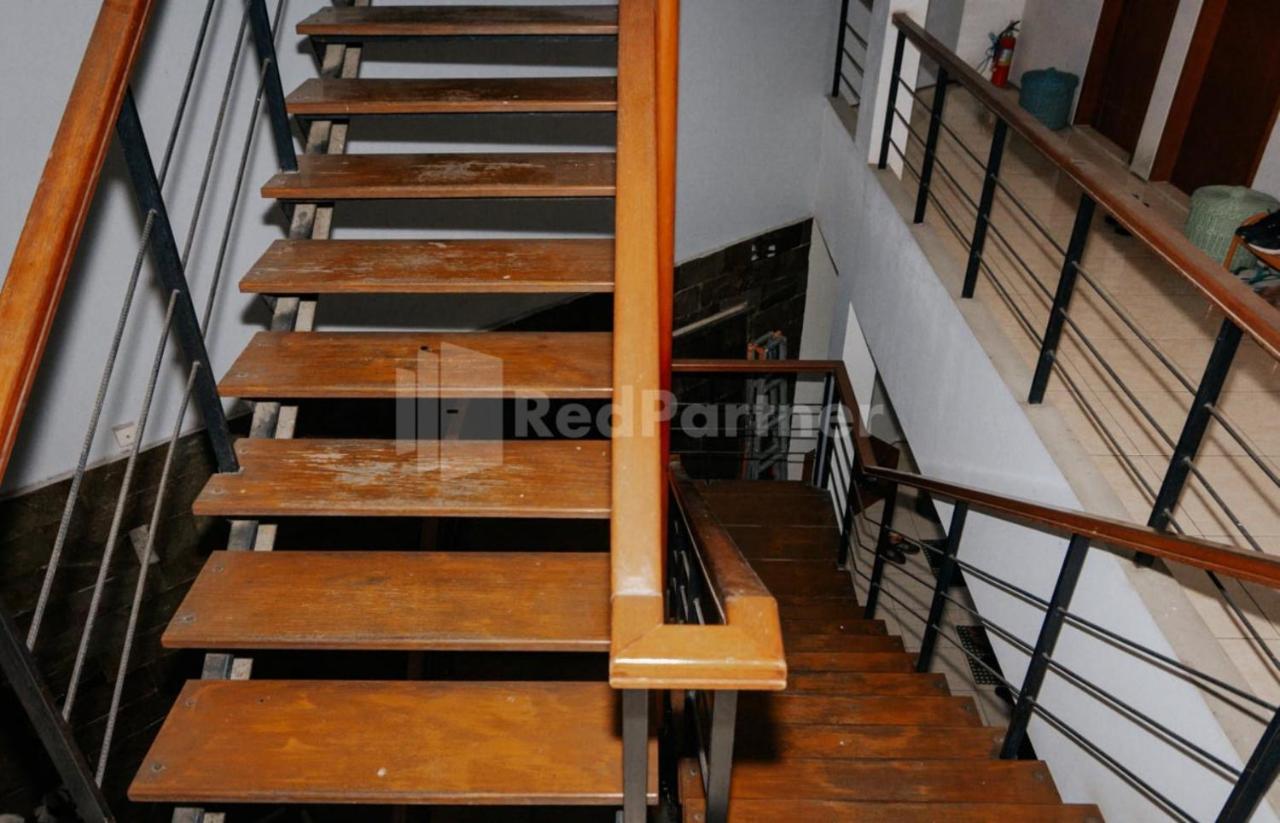 فندق De Lugano Scbd Syariah Mitra Reddoorz جاكرتا المظهر الخارجي الصورة